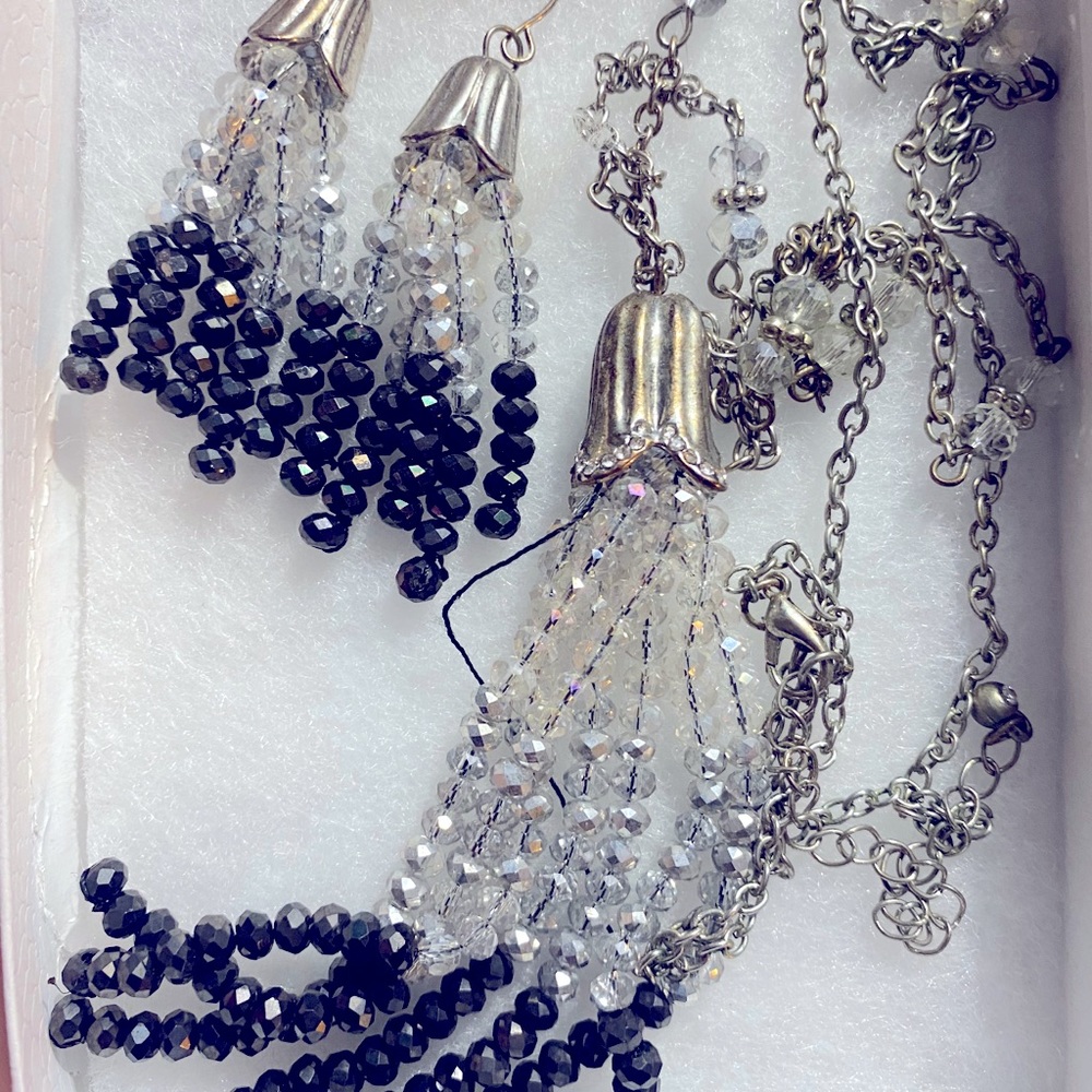 Jewelry - Picture 14 of 15